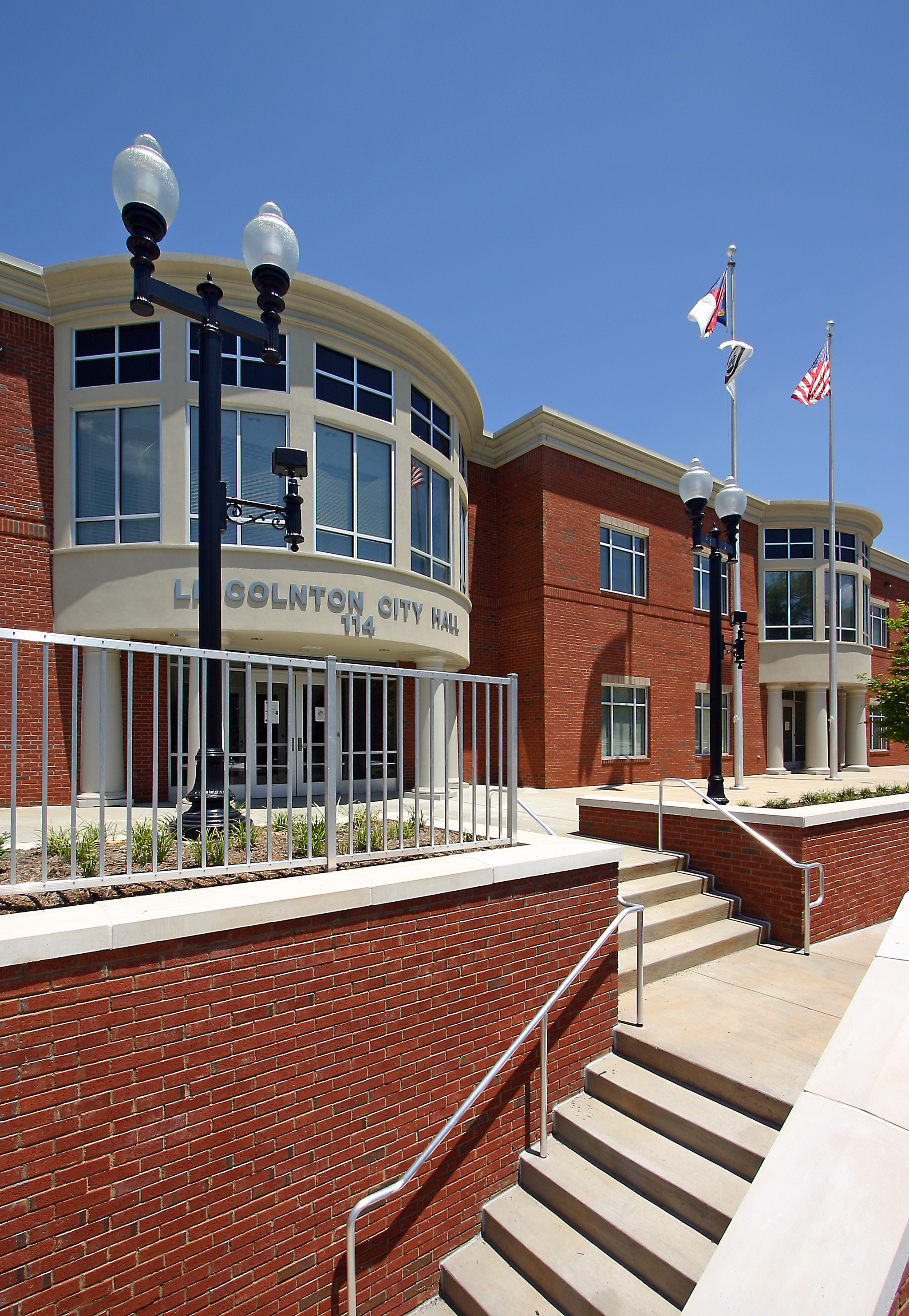 CityHallFireStation 005